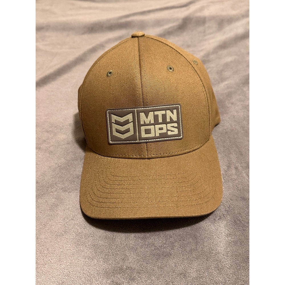 MTN OPS Flexfit Hat Mens S-M green Yupoong Baseball Cap